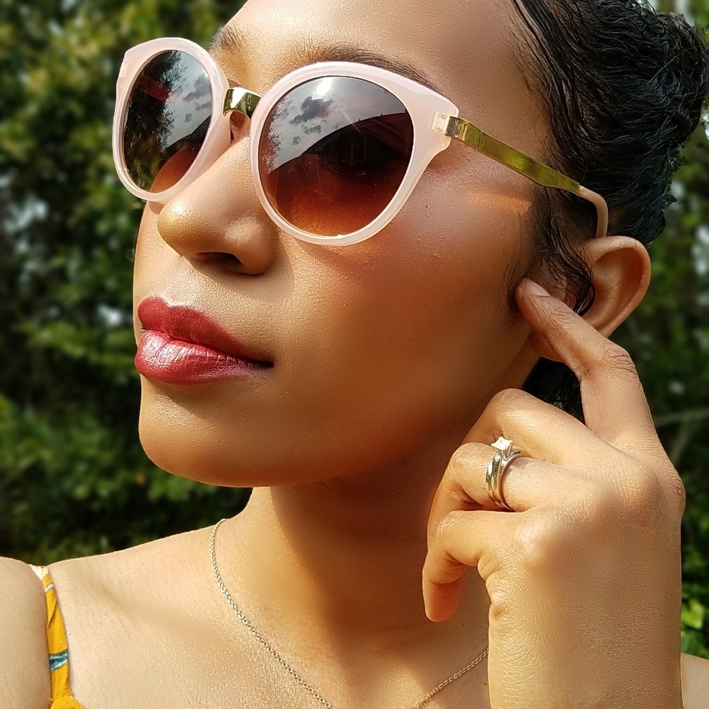Rounded Sunglasses (Soft Pink)
